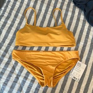 Athleta swimsuit set